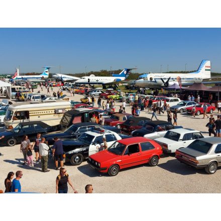 Oldtimer & Youngtimer Cars & Planes családi belépőjegy