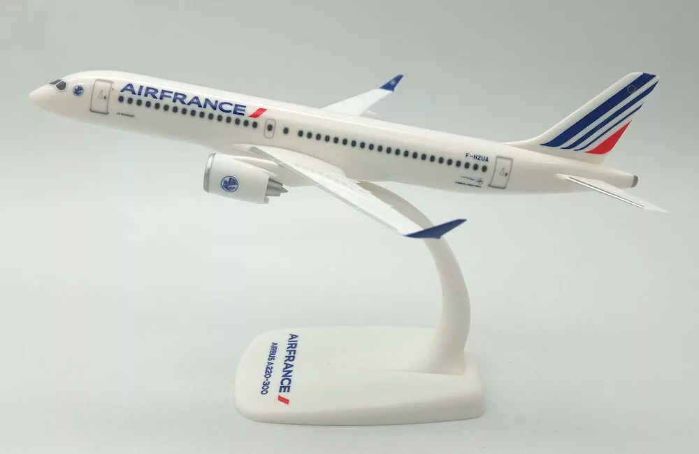HERPA Wings Maquette A220-300 AIR France – Échelle 1/200, F-HZUA, Plastique Pré-monté