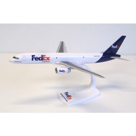 Boeing 757-200 FedEx N915FD